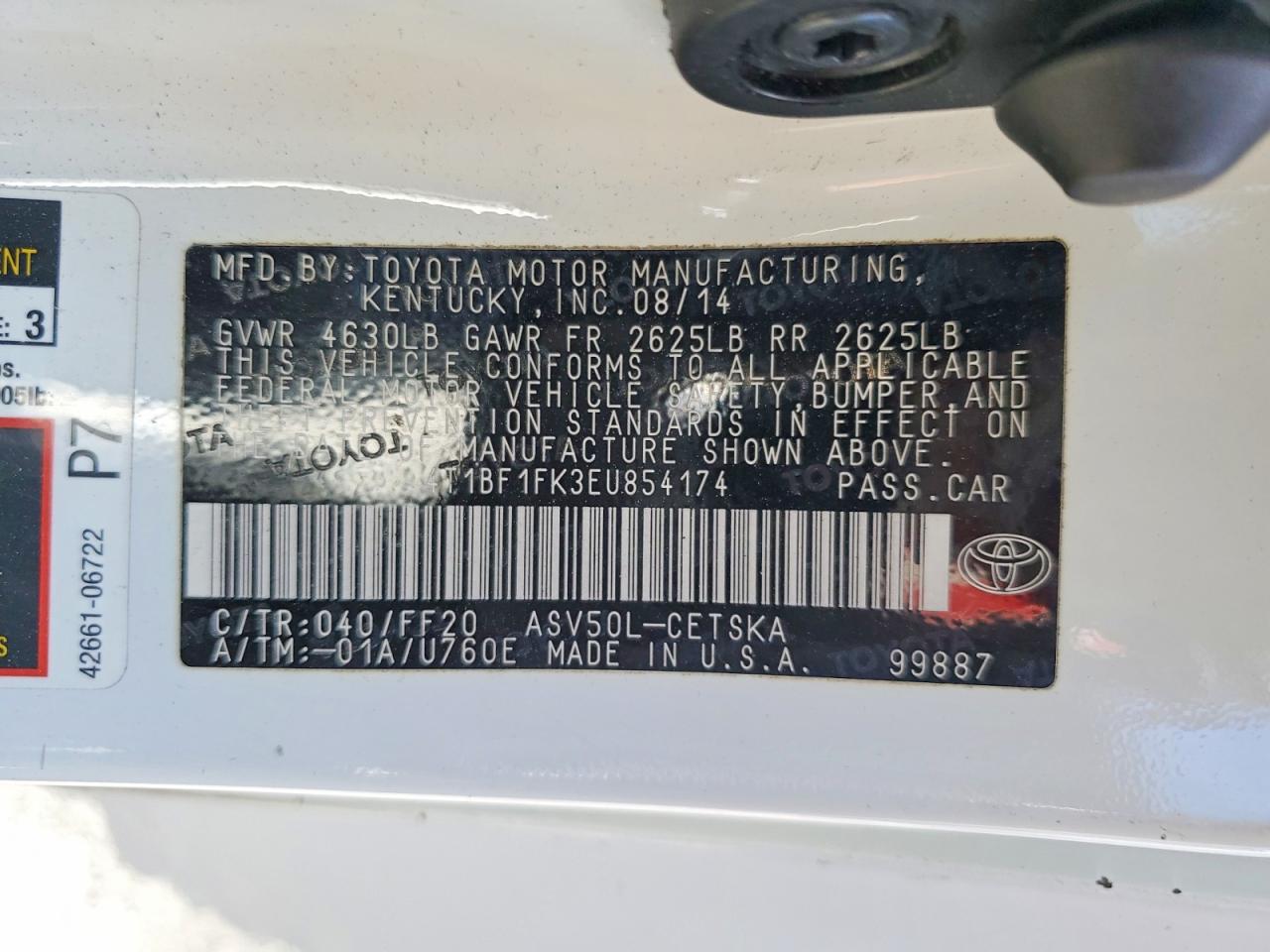 2014 TOYOTA CAMRY SE photo 13