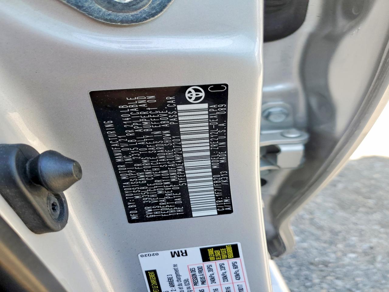 2021 TOYOTA COROLLA LE photo 12