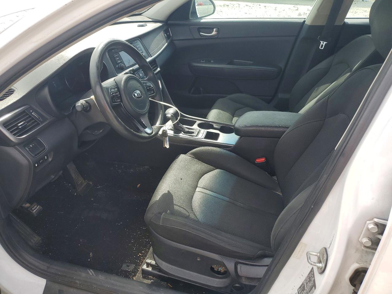 2017 KIA OPTIMA LX photo 7