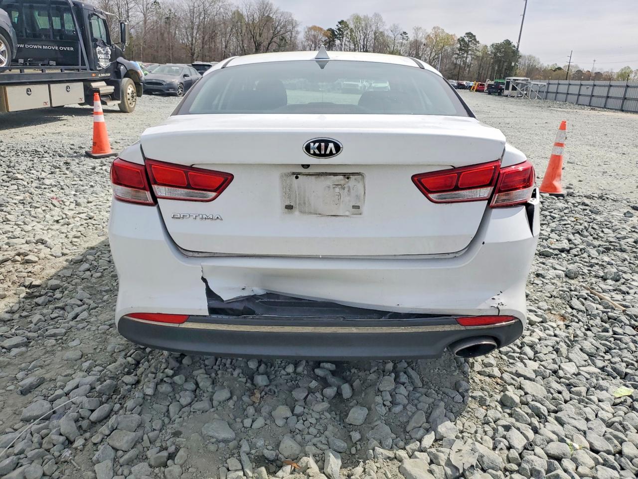 2017 KIA OPTIMA LX photo 6