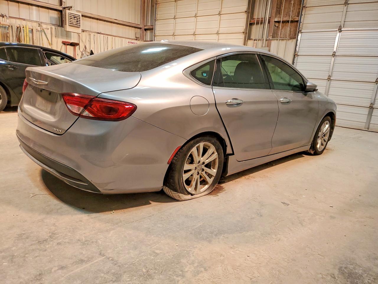 2015 CHRYSLER 200 LIMITED photo 5