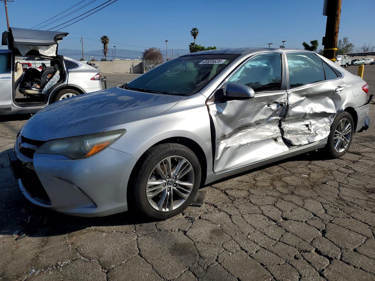2016 TOYOTA CAMRY
