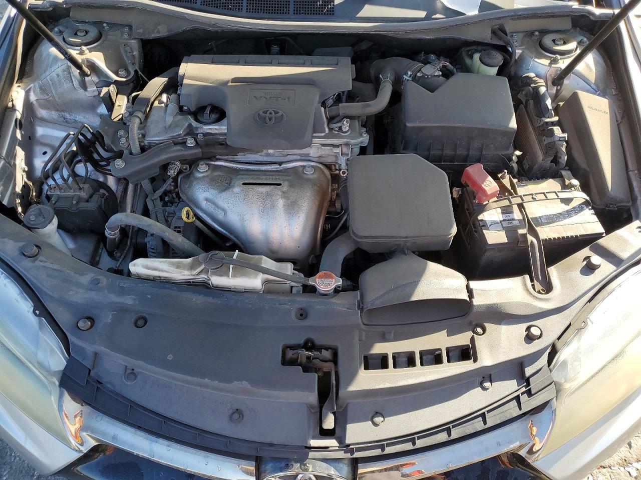 2016 TOYOTA CAMRY SE photo 21