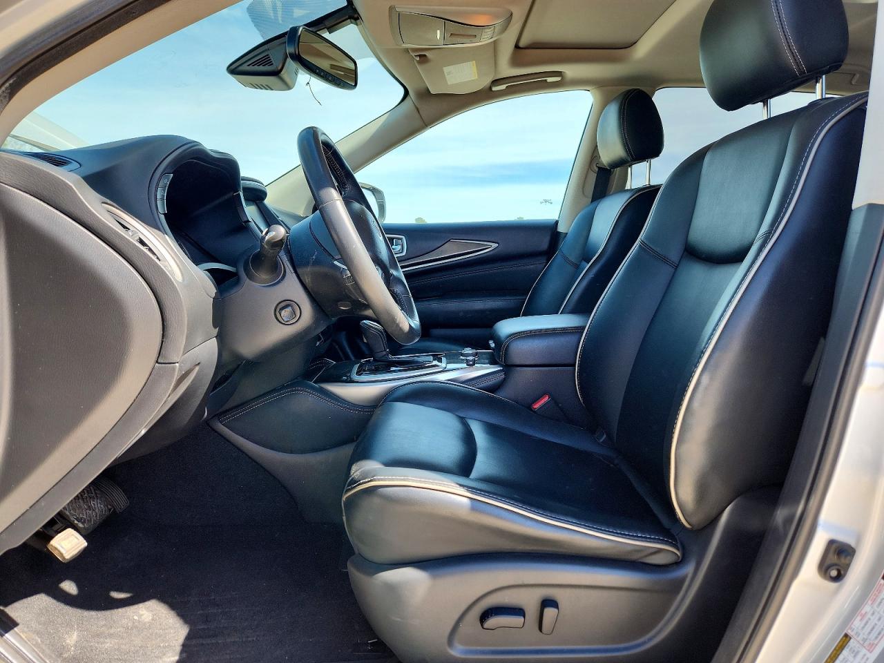 2020 INFINITI QX60 PURE photo 19