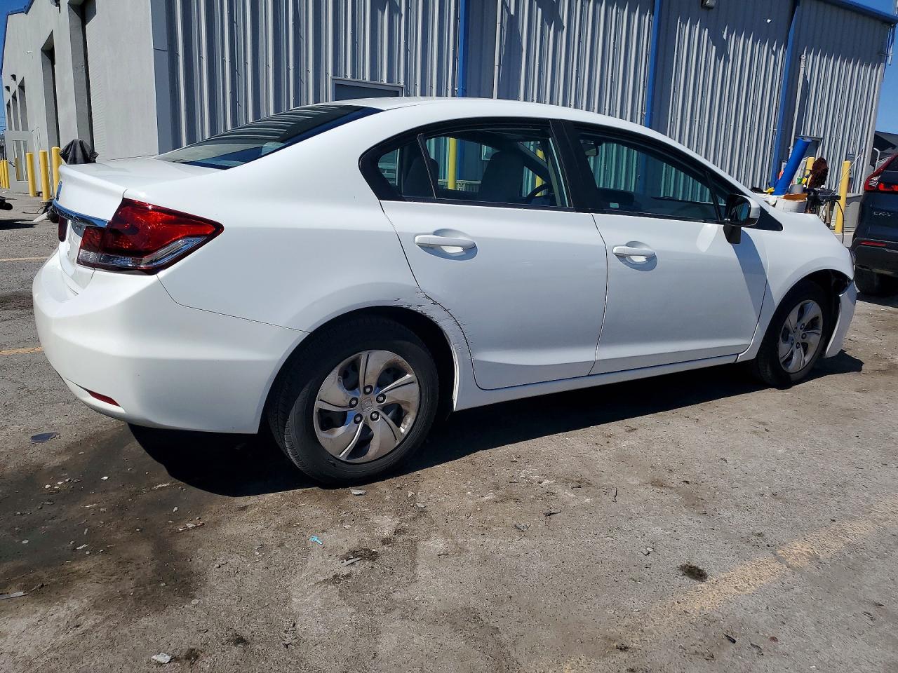 2015 HONDA CIVIC LX photo 3