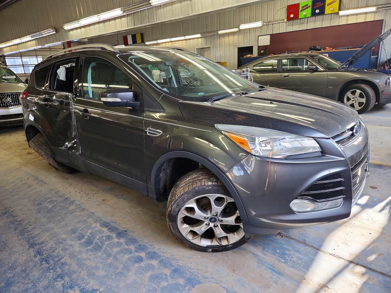 2016 FORD ESCAPE TITANIUM photo 4