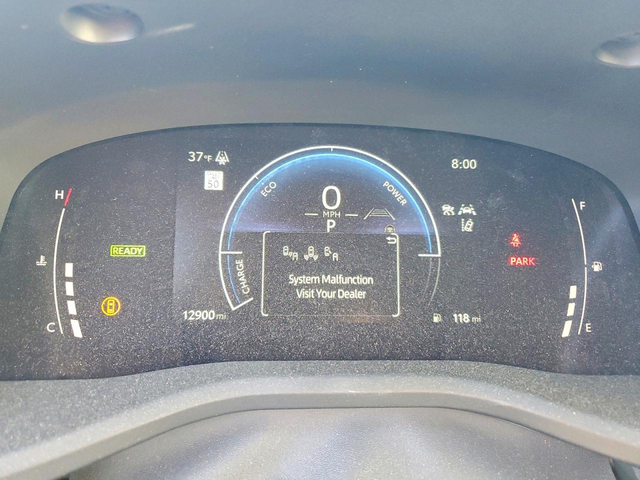 2025 TOYOTA CAMRY LE photo 25