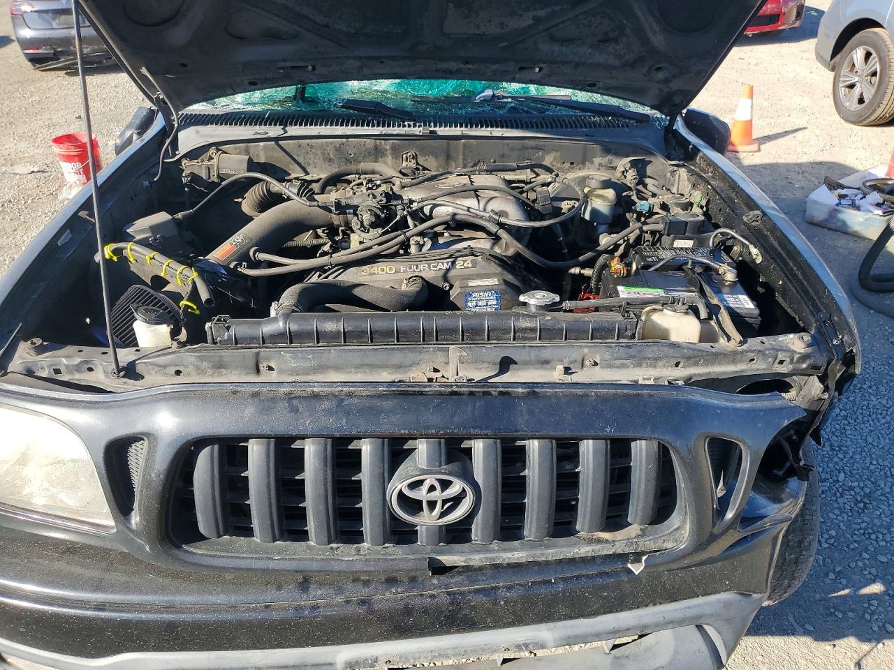 2001 TOYOTA TACOMA PRERUNNER V6 photo 11