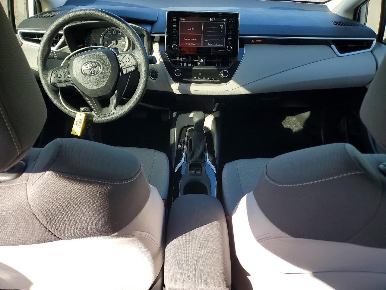 2021 TOYOTA COROLLA LE photo 8