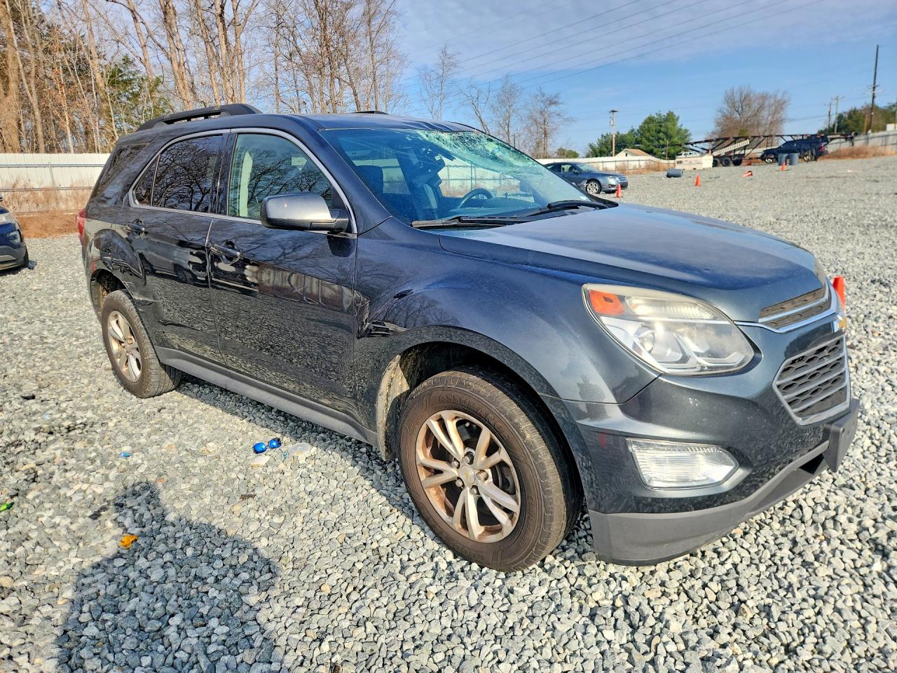 2017 CHEVROLET EQUINOX photo 4