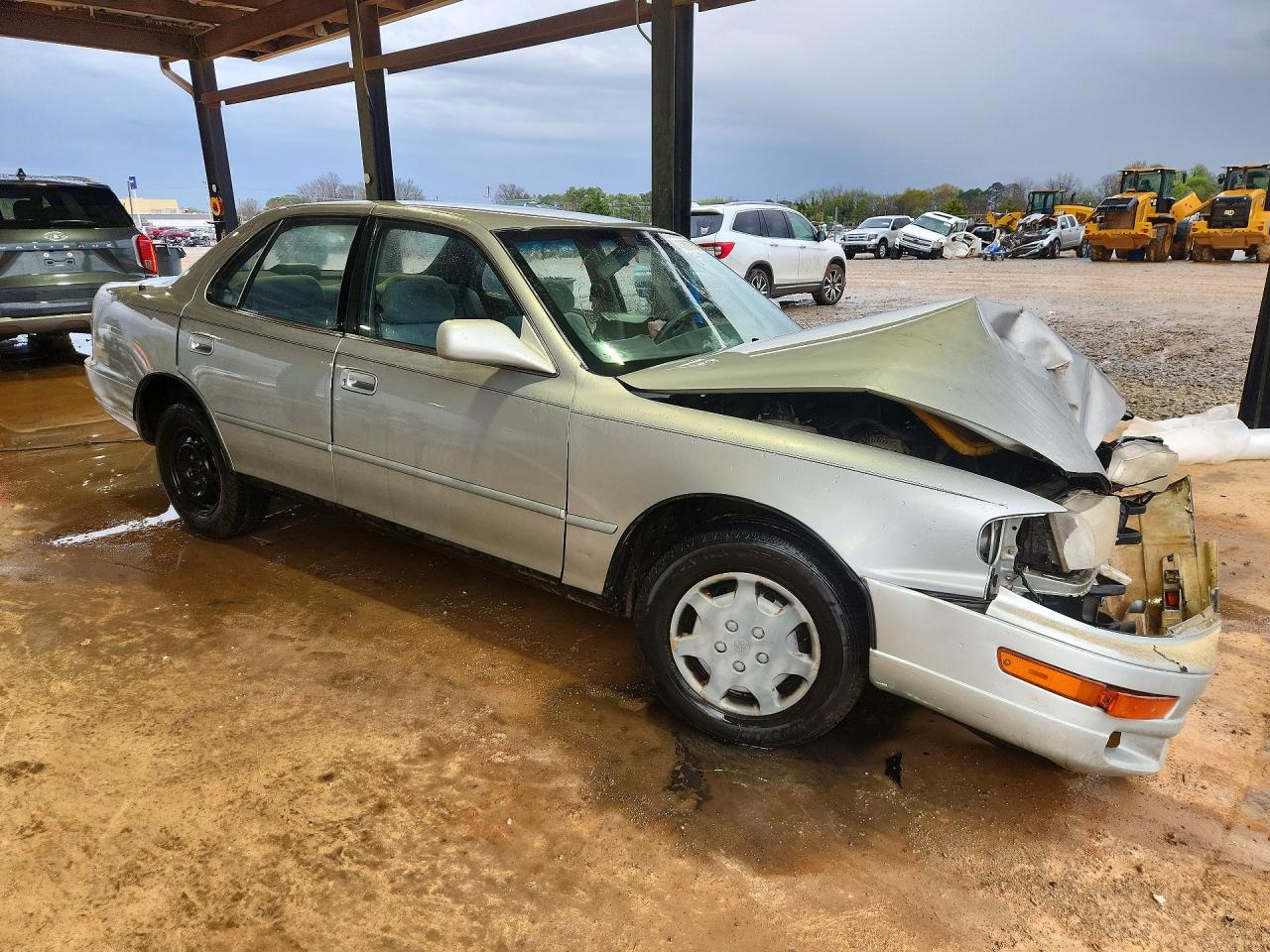 1994 TOYOTA CAMRY LE photo 7