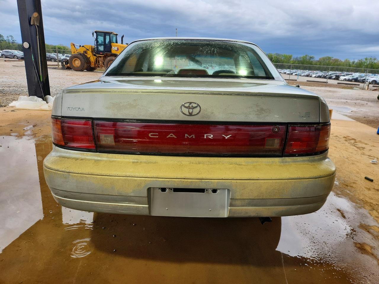 1994 TOYOTA CAMRY LE photo 11