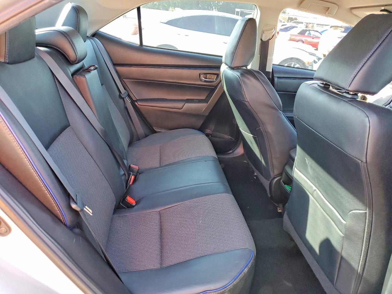 2018 TOYOTA COROLLA SE photo 37