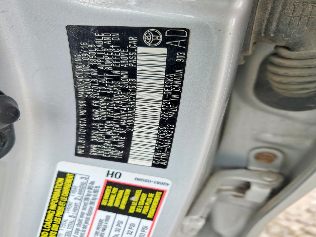 2017 TOYOTA COROLLA SE photo 23