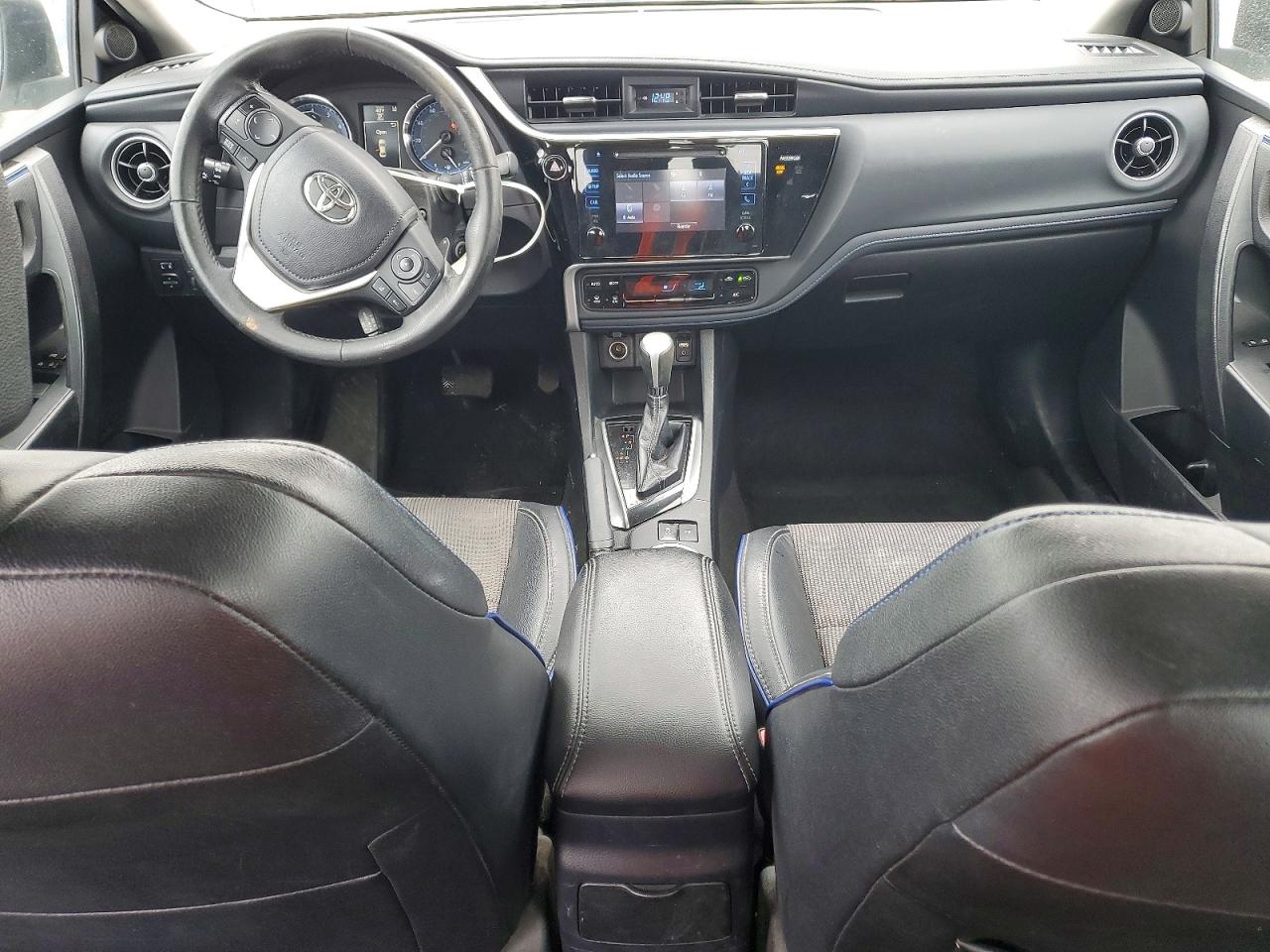 2017 TOYOTA COROLLA SE photo 15