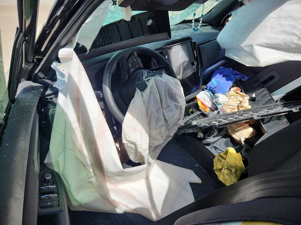 2025 SUBARU FORESTER PREMIUM photo 15