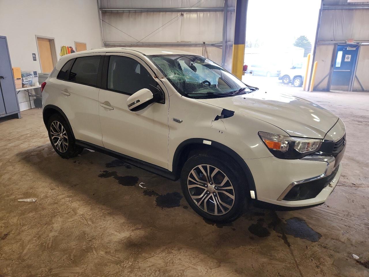 2017 MITSUBISHI OUTLANDER SPORT ES photo 7