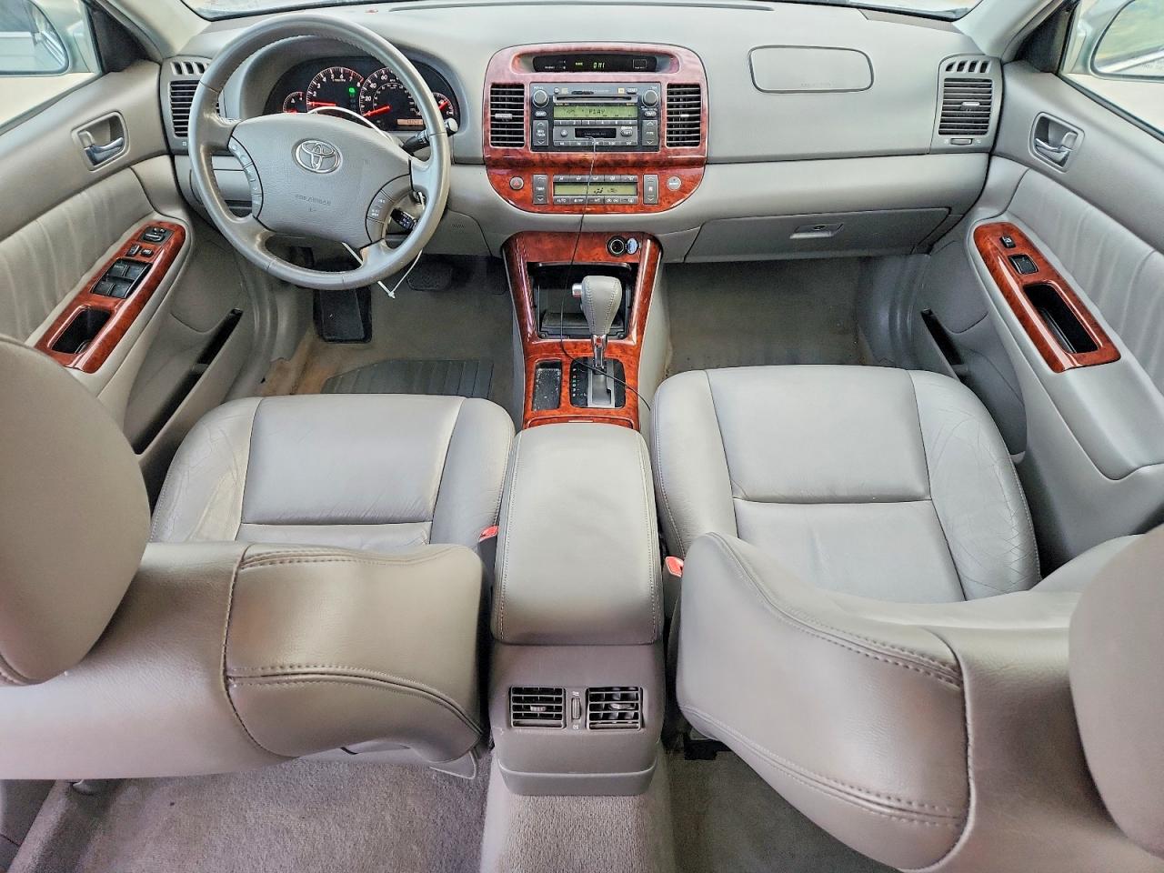 2005 TOYOTA CAMRY XLE V6 photo 15
