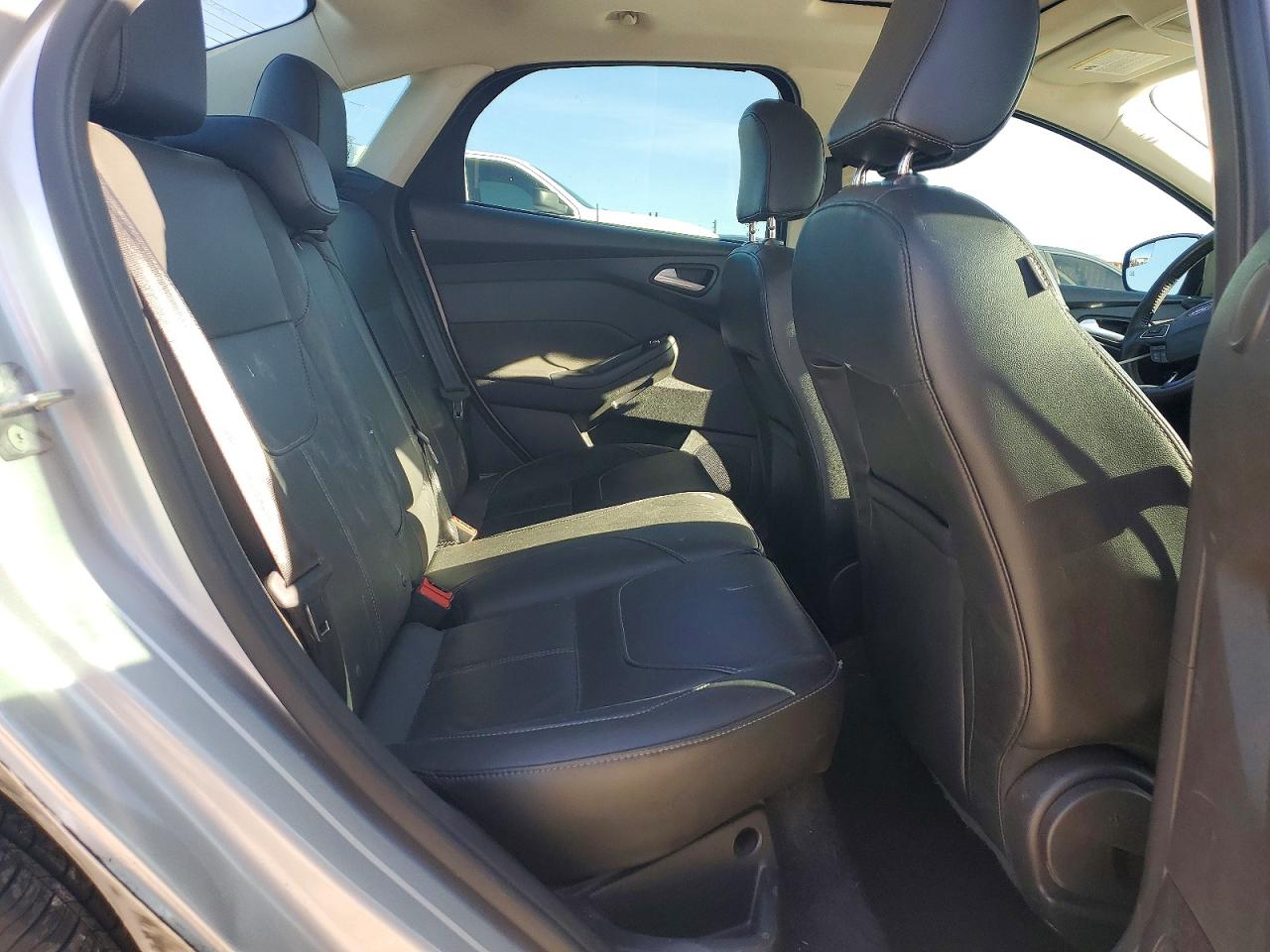 2017 FORD FOCUS TITANIUM photo 19