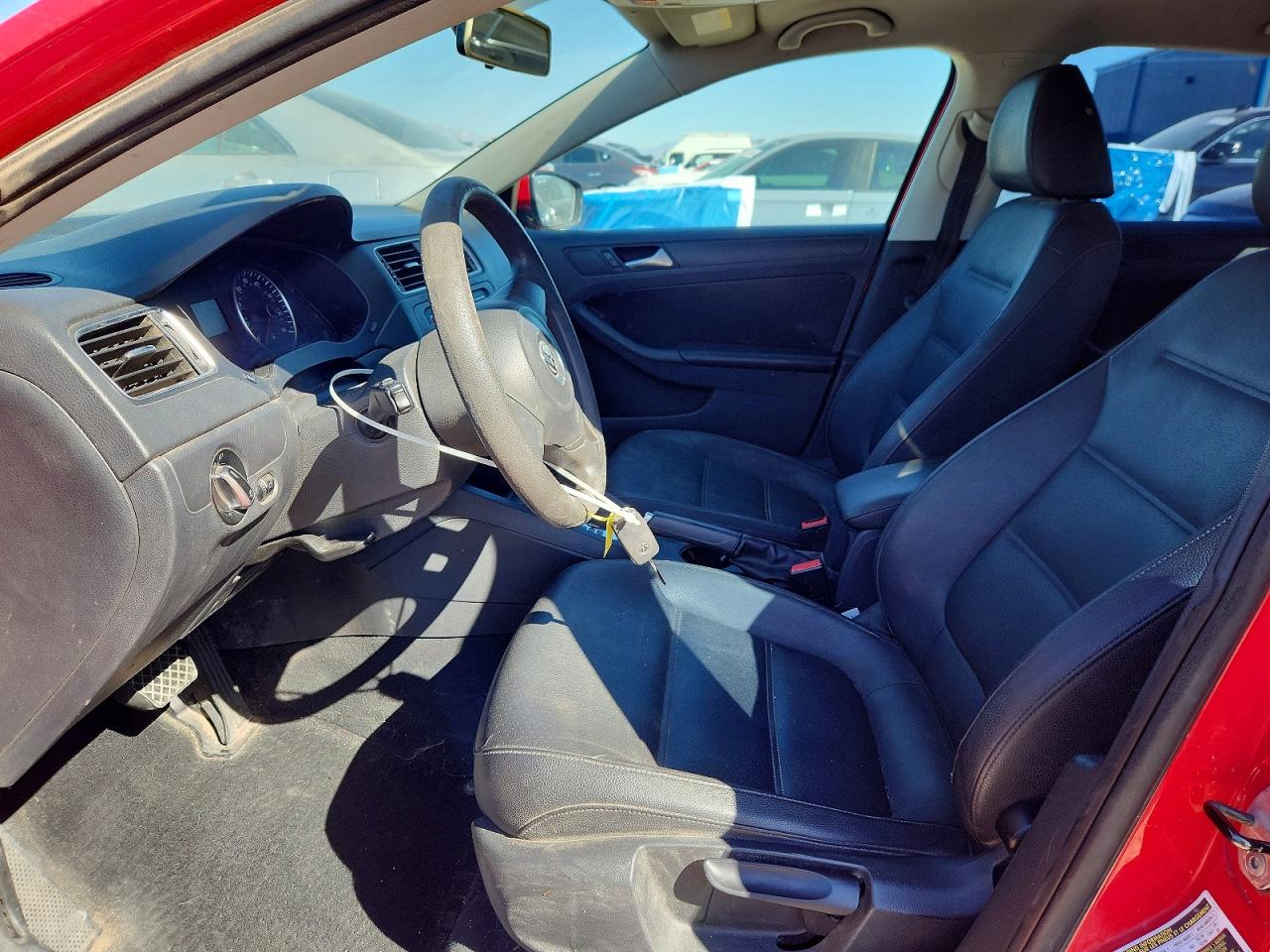 2012 VOLKSWAGEN JETTA SE photo 13