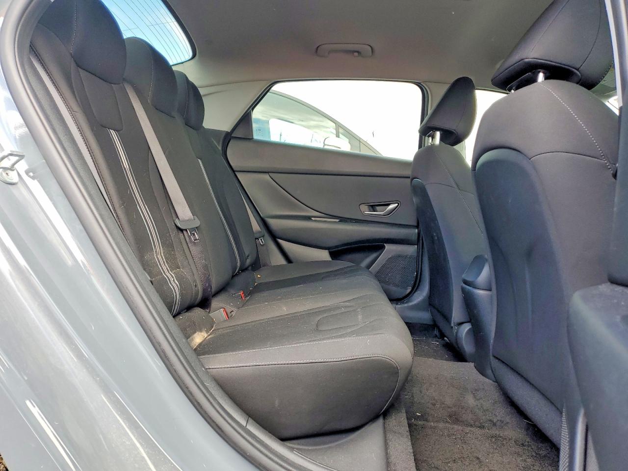 2022 HYUNDAI ELANTRA SEL photo 28