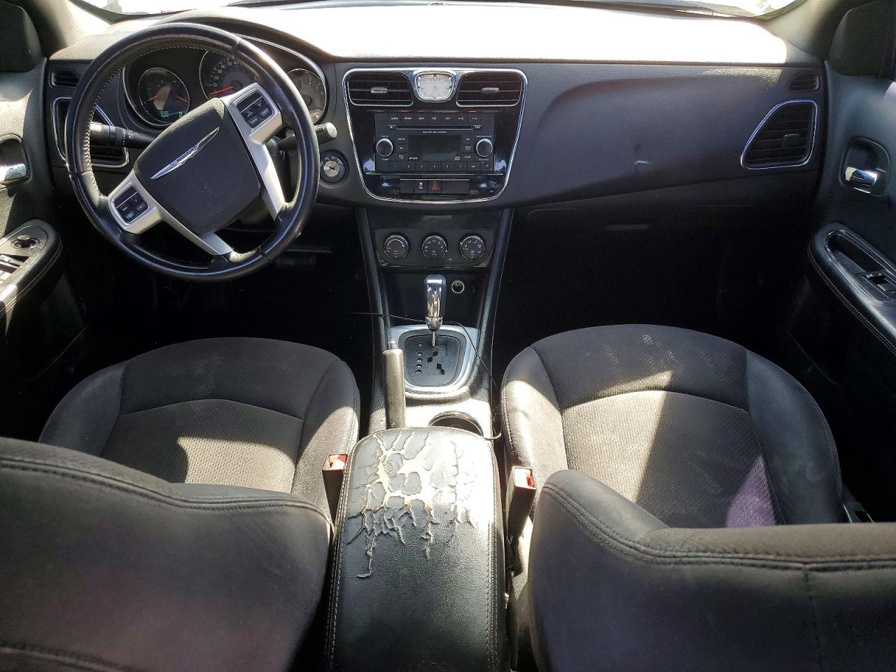 2013 CHRYSLER 200 TOURING photo 15