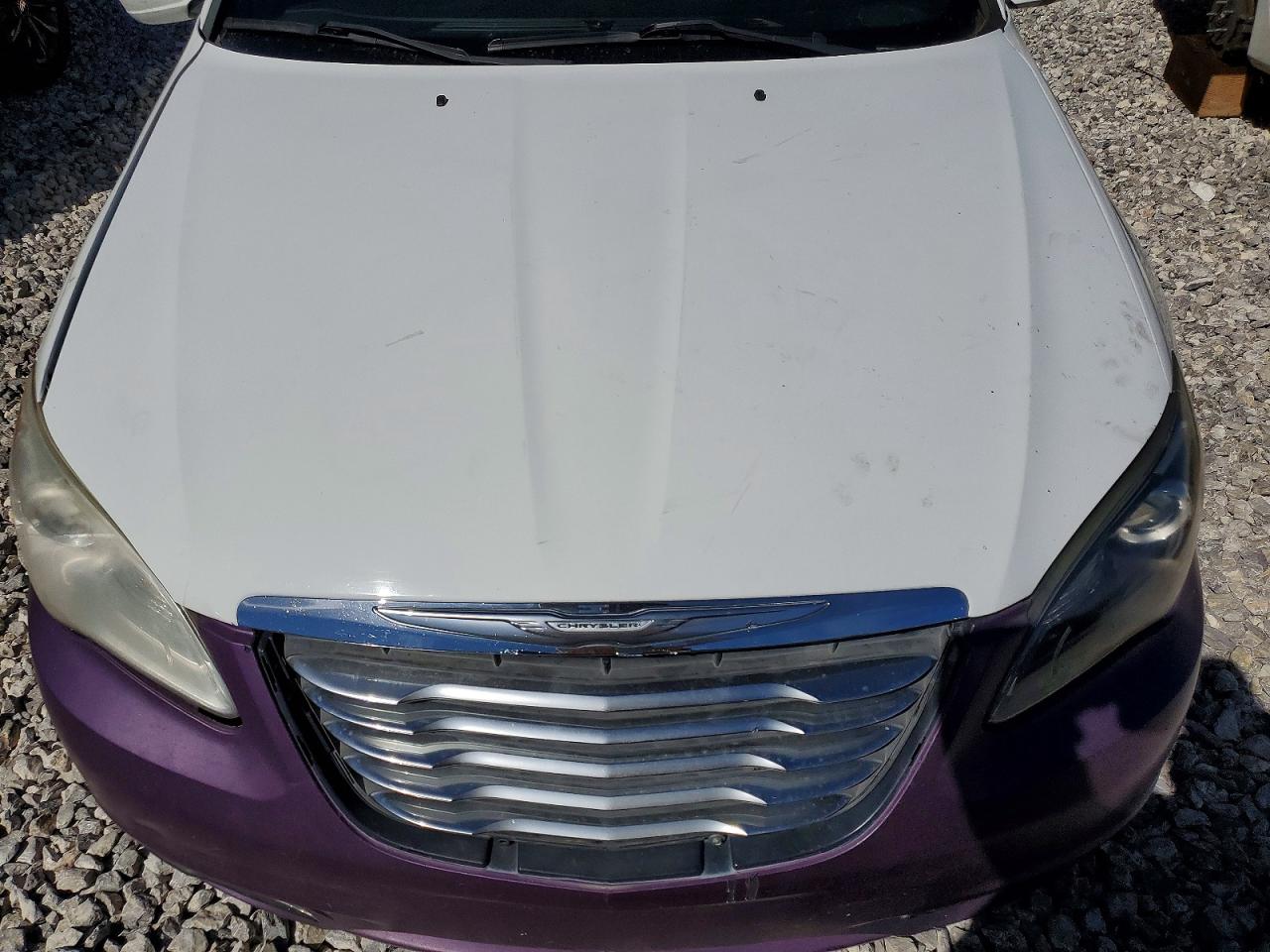 2013 CHRYSLER 200 TOURING photo 21
