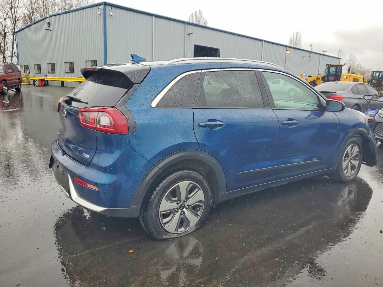 2019 KIA NIRO LX photo 3
