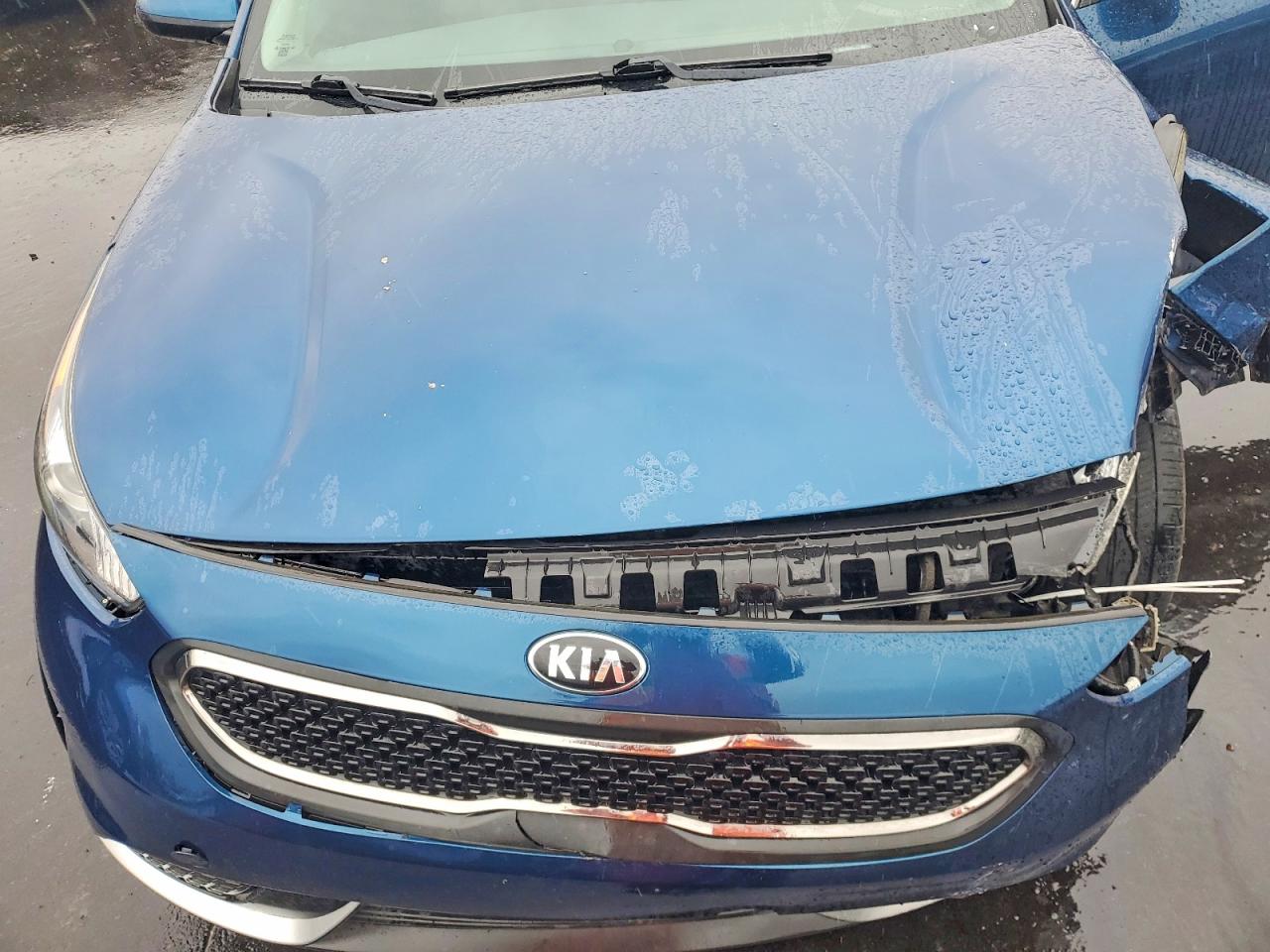 2019 KIA NIRO LX photo 11