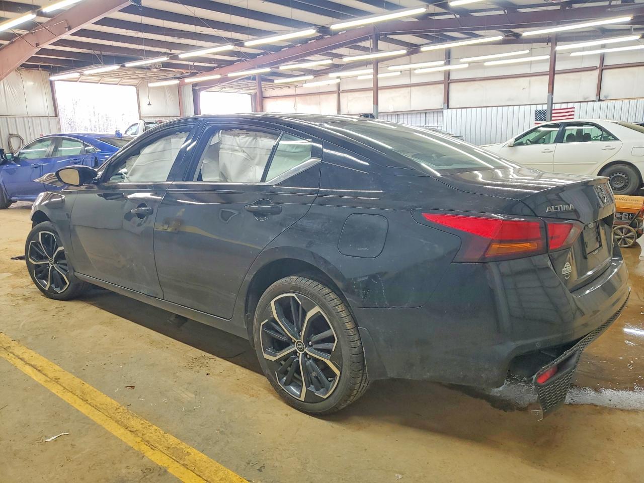2024 NISSAN ALTIMA 2.5 SR photo 4