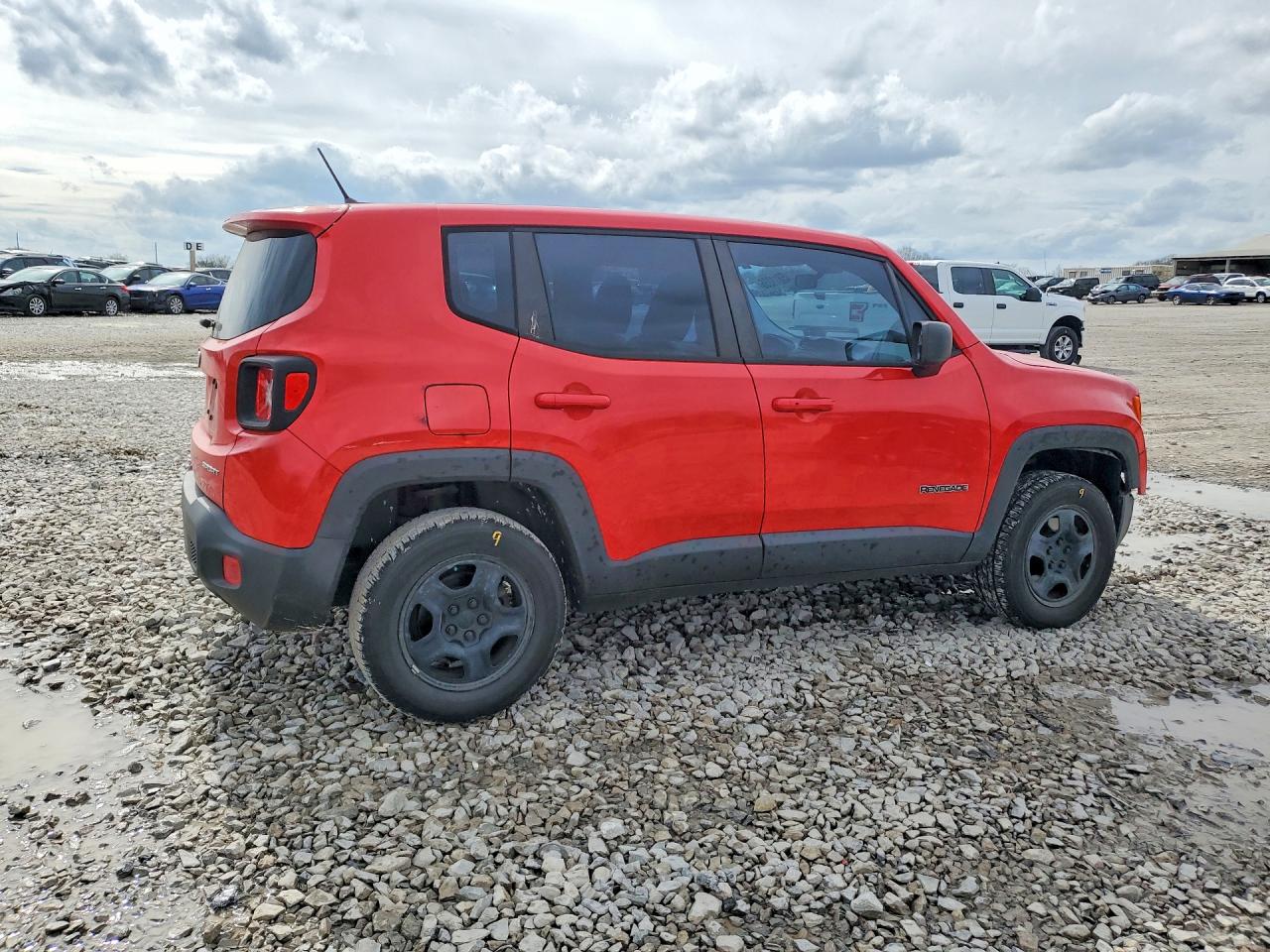 2017 JEEP RENEGADE SPORT photo 3