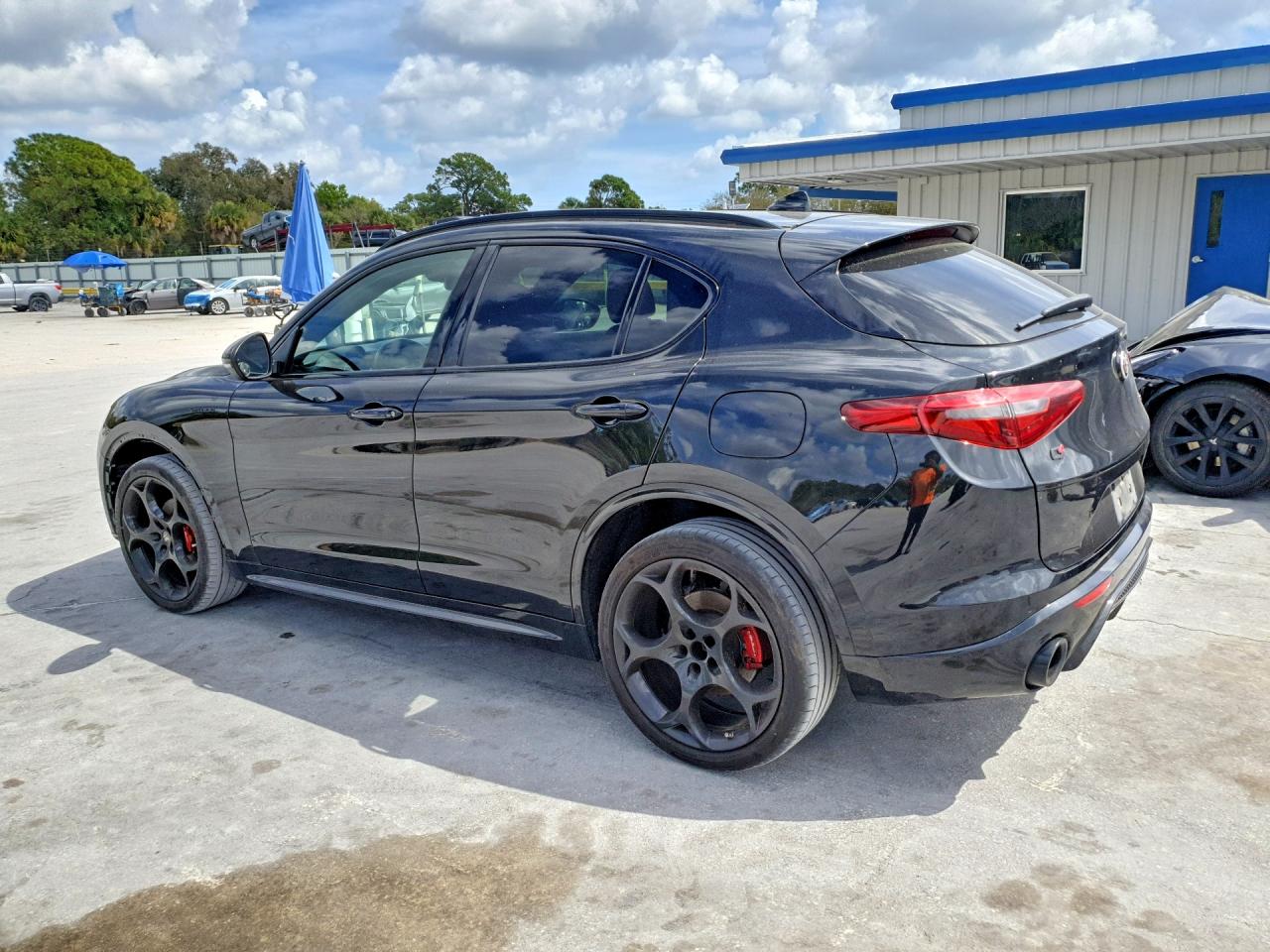 2022 ALFA ROMEO STELVIO TI photo 3
