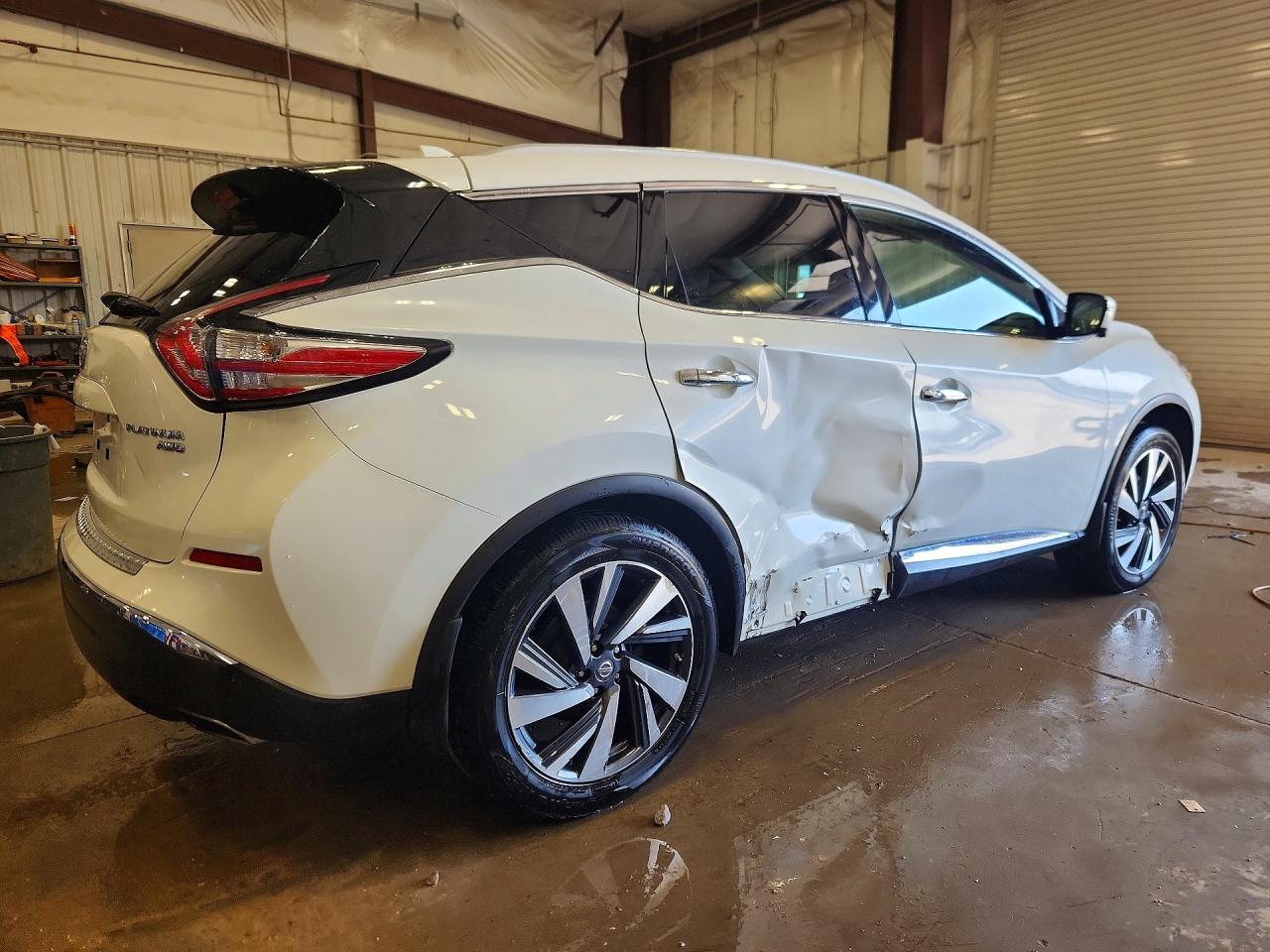 2017 NISSAN MURANO PLATINUM photo 5