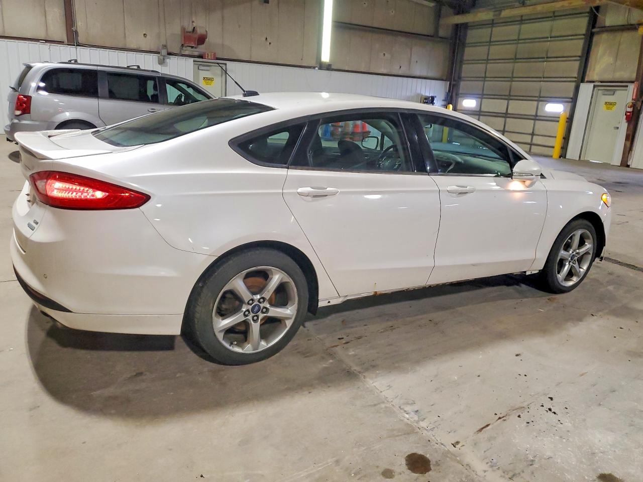 2013 FORD FUSION SE photo 5