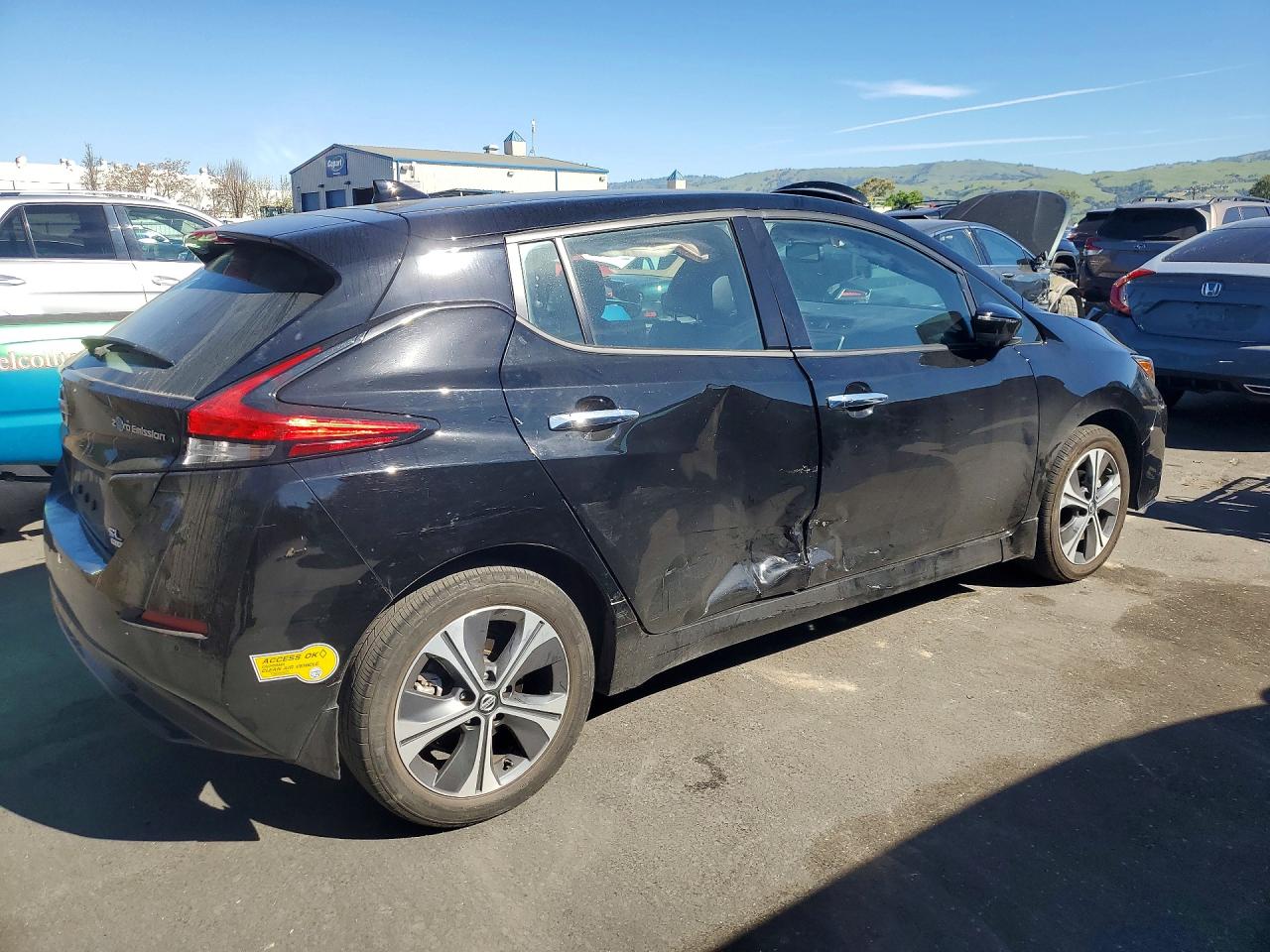 2022 NISSAN LEAF SL PLUS photo 5