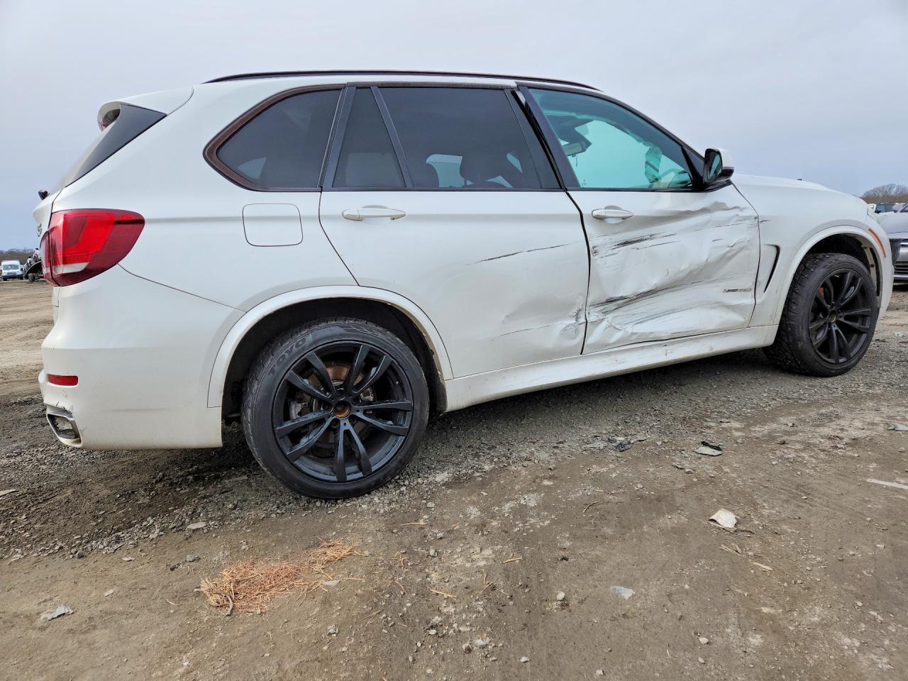 2017 BMW X5 XDRIVE35I photo 5