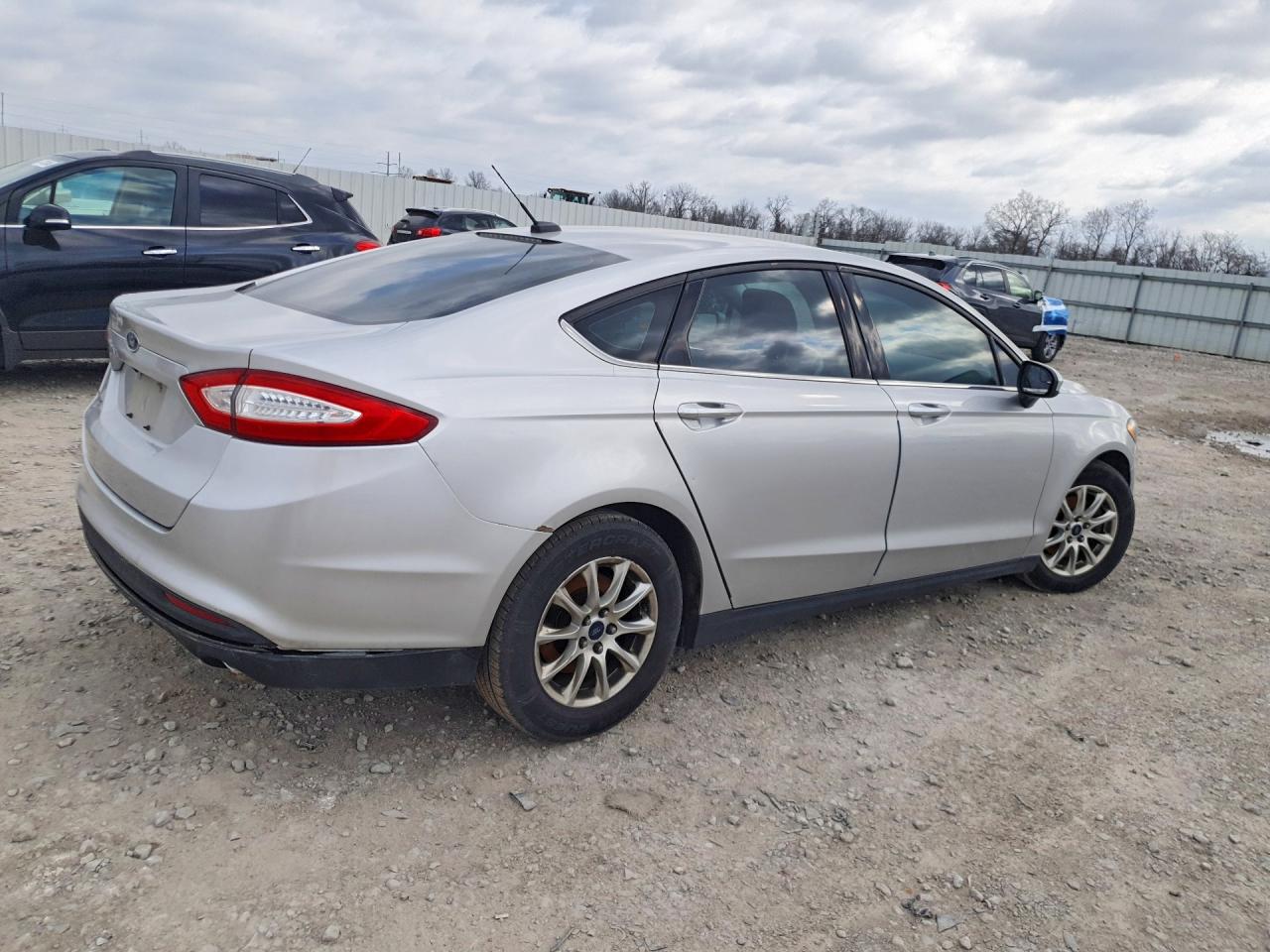 2016 FORD FUSION S photo 7