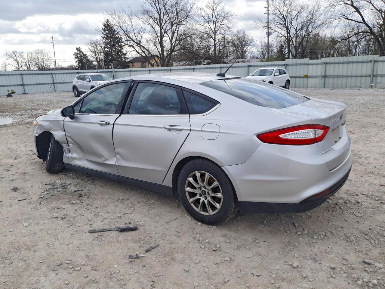 2016 FORD FUSION S photo 4