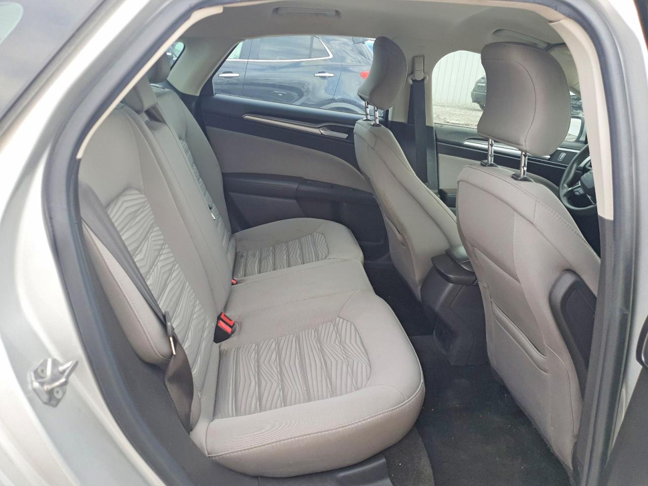 2016 FORD FUSION S photo 28