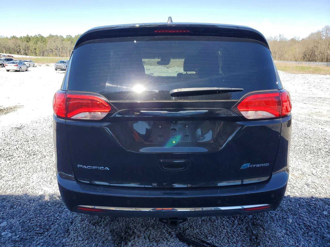 2019 CHRYSLER PACIFICA HYBRID LIMITED photo 6