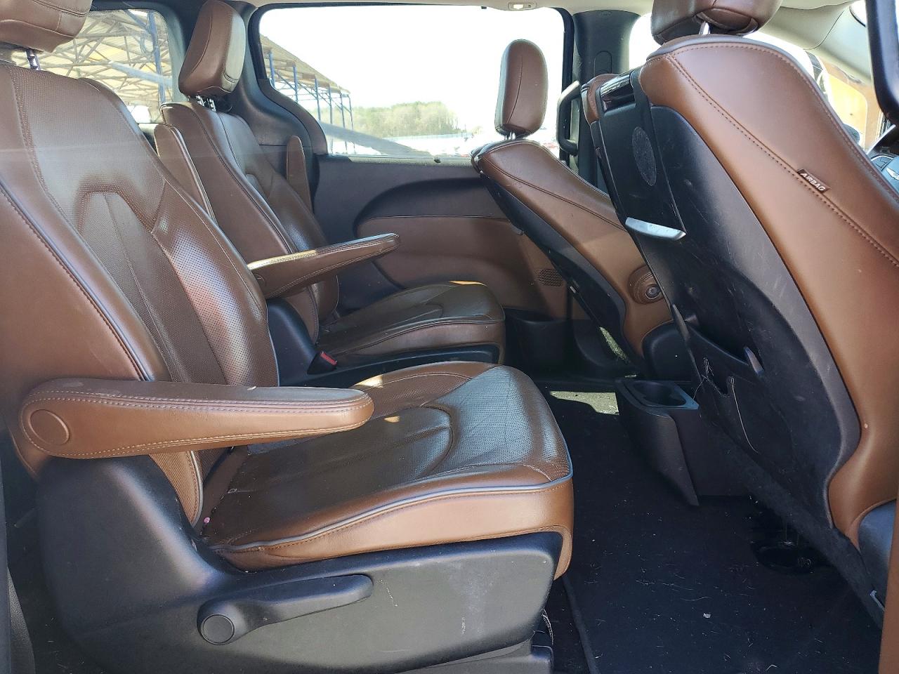 2019 CHRYSLER PACIFICA HYBRID LIMITED photo 10