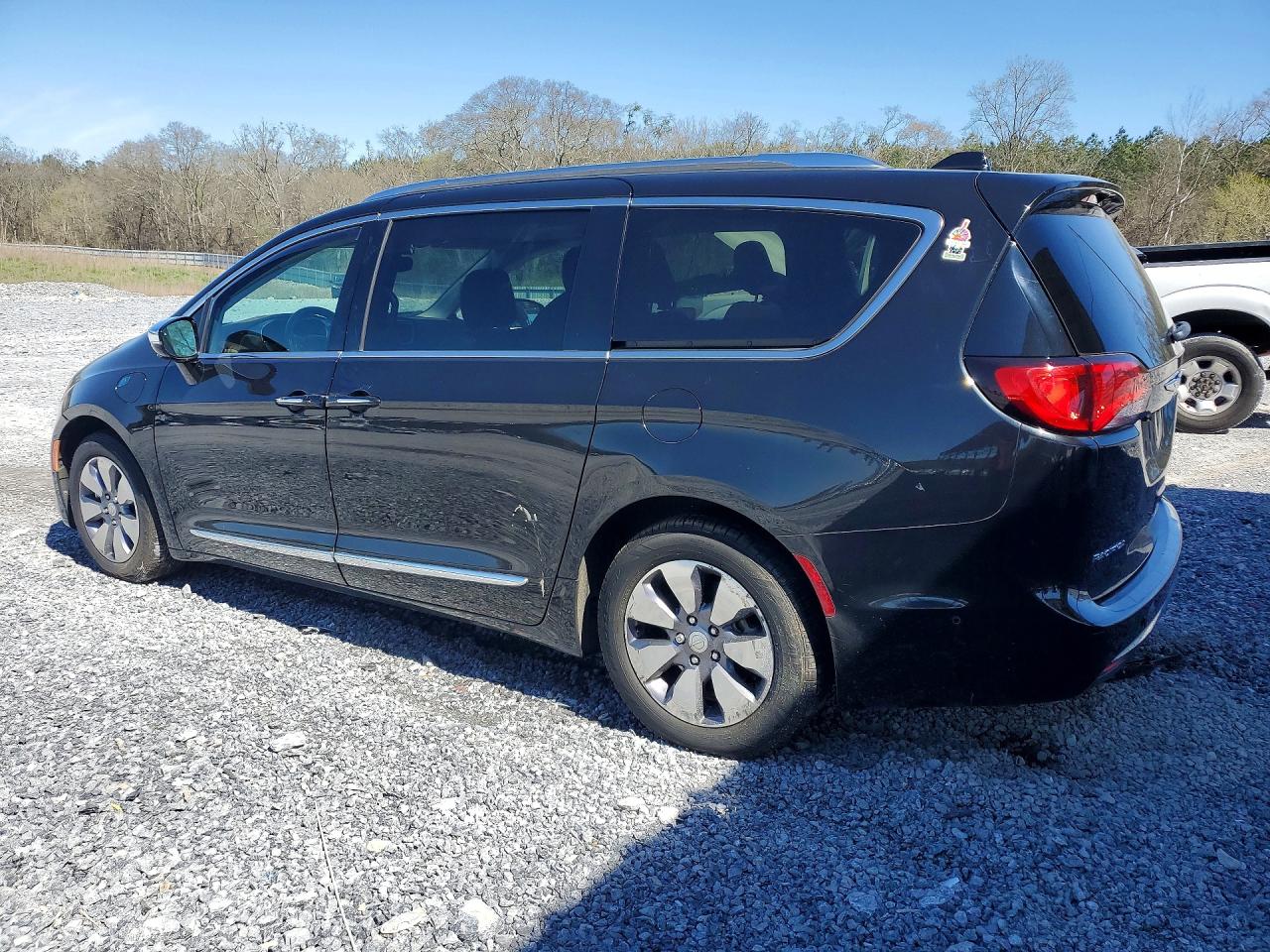 2019 CHRYSLER PACIFICA HYBRID LIMITED photo 2