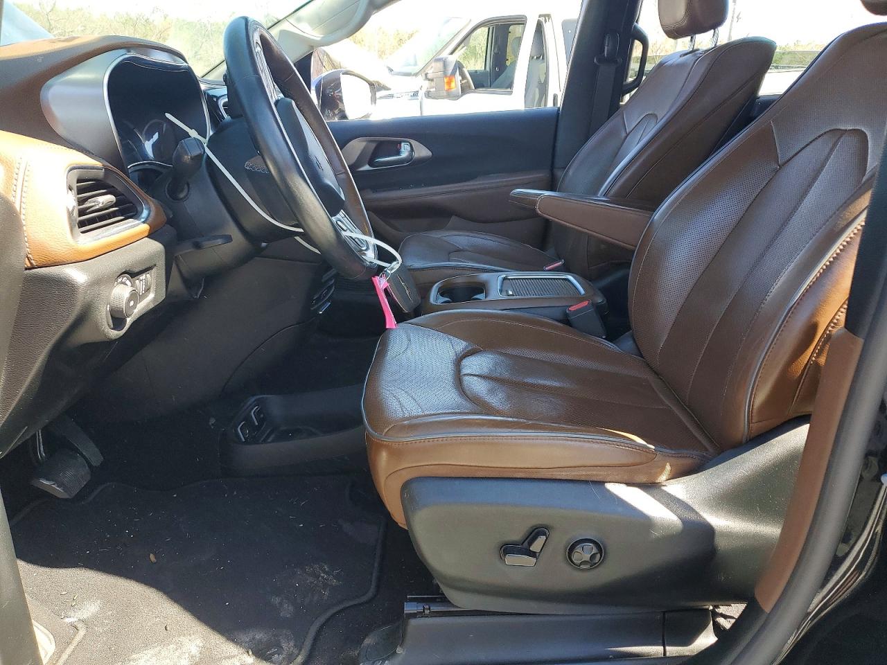 2019 CHRYSLER PACIFICA HYBRID LIMITED photo 7