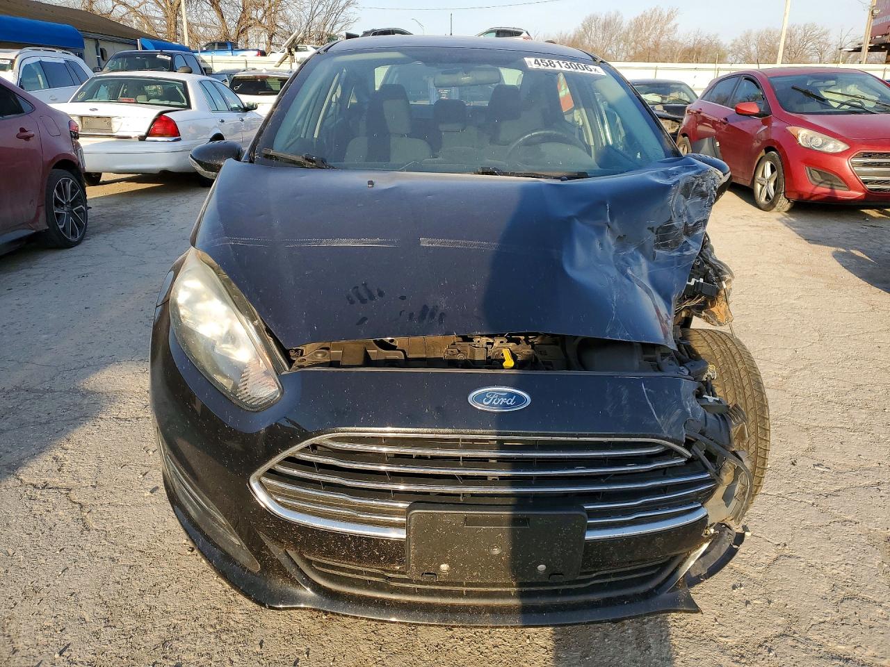 2015 FORD FIESTA SE photo 9