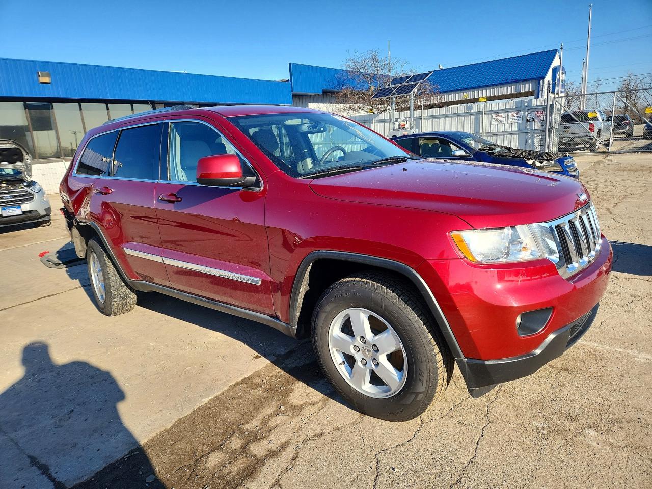 2012 JEEP GRAND CHEROKEE LAREDO photo 4