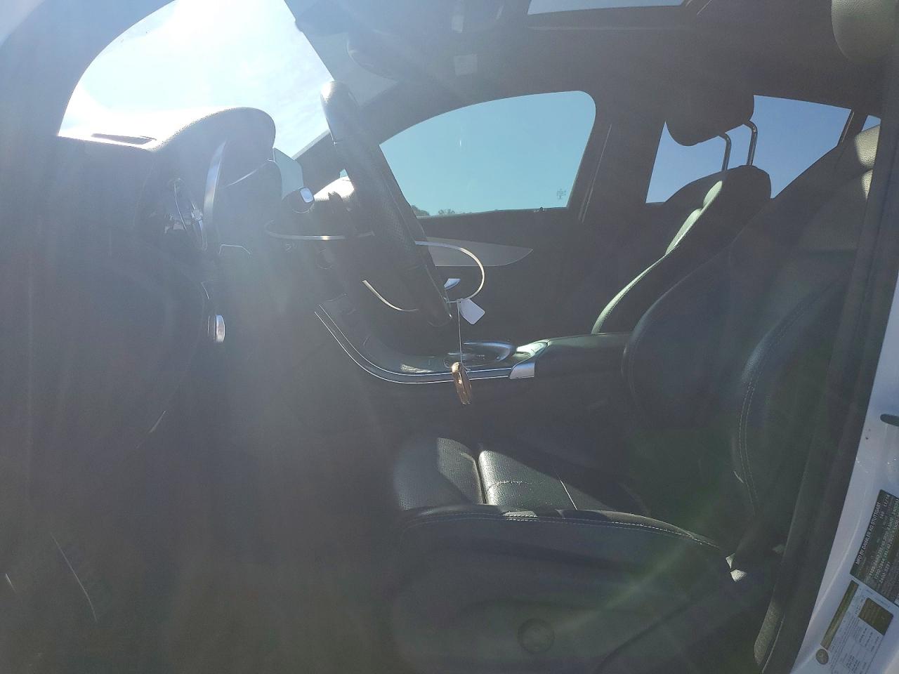 2019 MERCEDES-BENZ GLC COUPE 300 4MATIC photo 19
