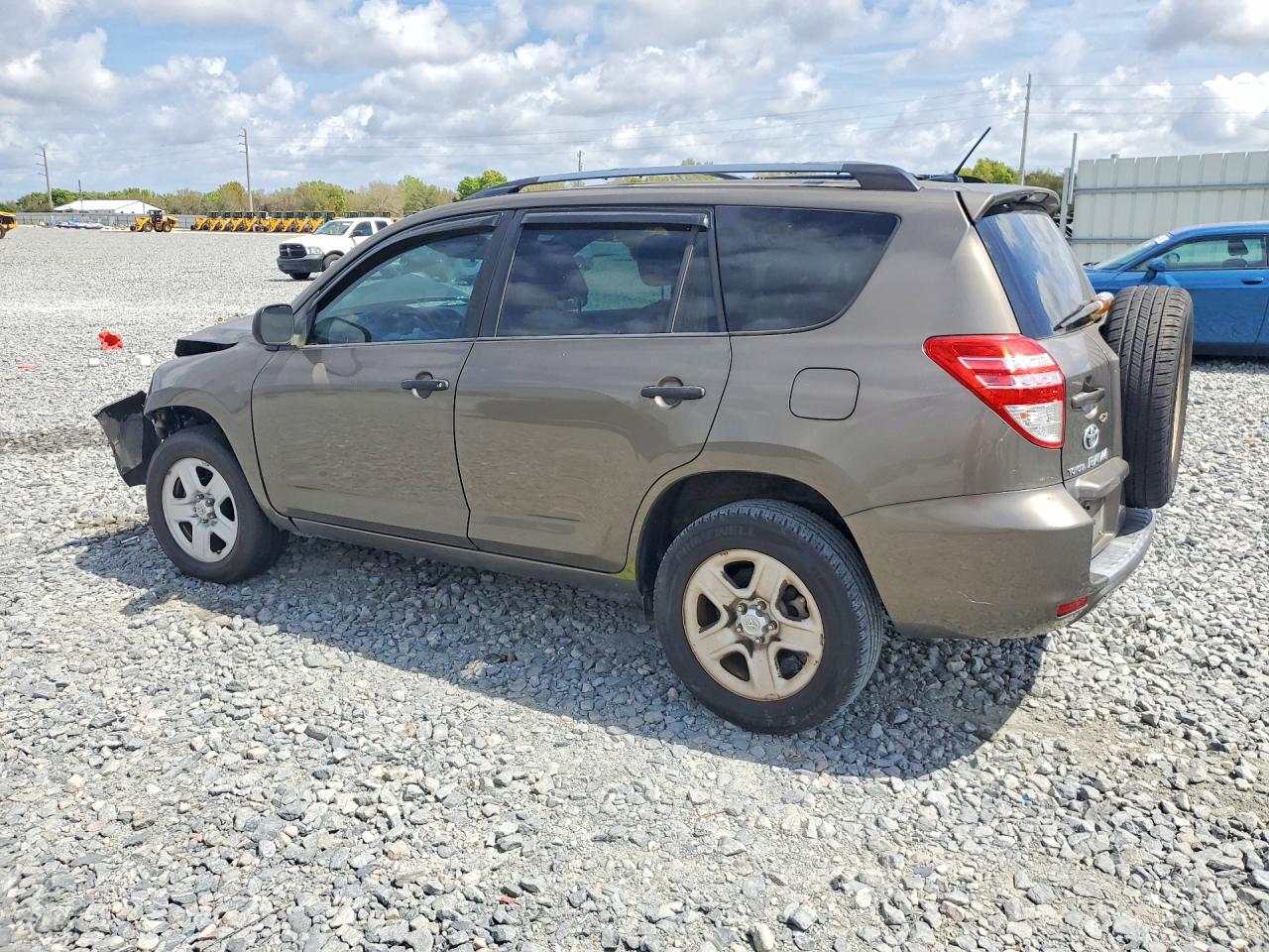 2009 TOYOTA RAV4 BASE photo 2