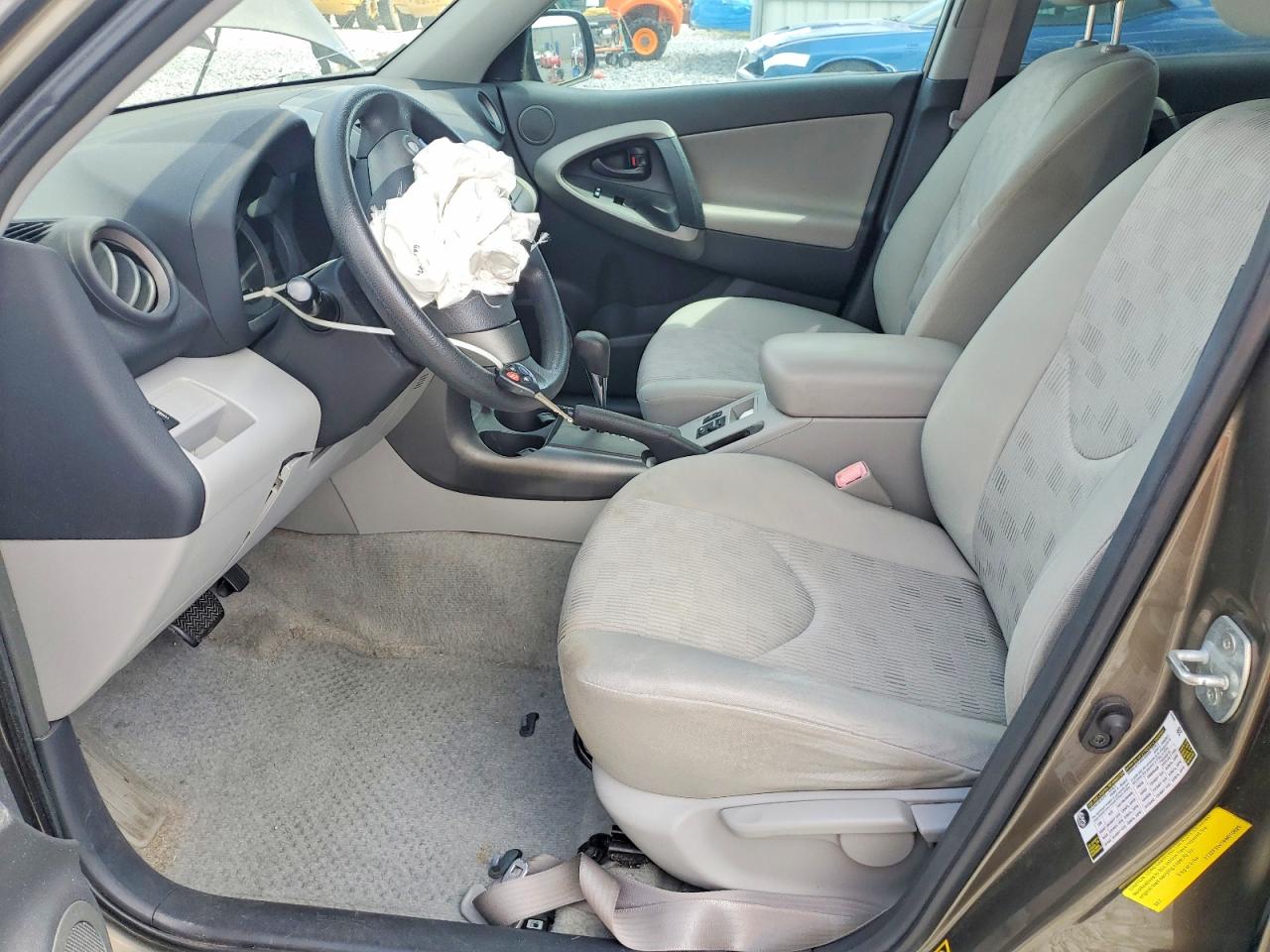 2009 TOYOTA RAV4 BASE photo 7