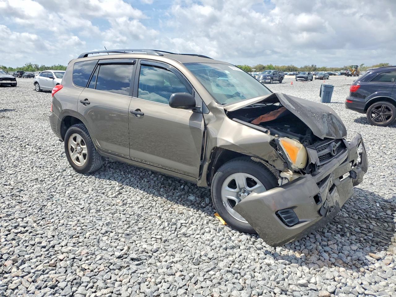 2009 TOYOTA RAV4 BASE photo 4