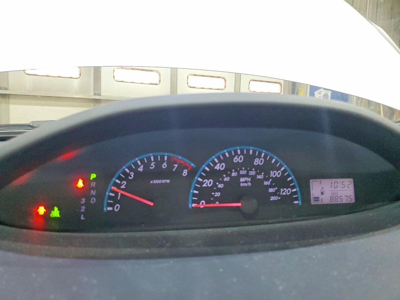 2010 TOYOTA YARIS BASE photo 17